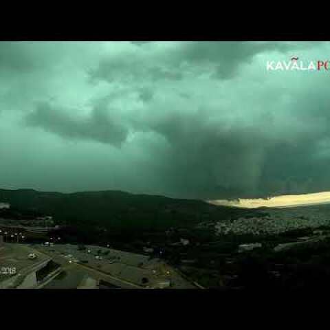Πολυκύτταρη καταιγίδα με σπάνιο σχηματισμό shelf cloud πάνω από την Καβάλα part1