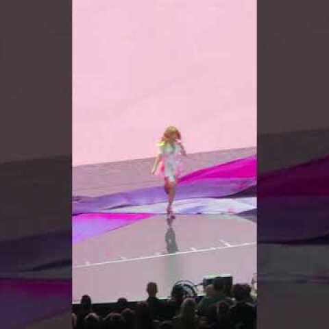 Paula Abdul “FALLS OFF STAGE” during LIVE performance at Hard Rock Live