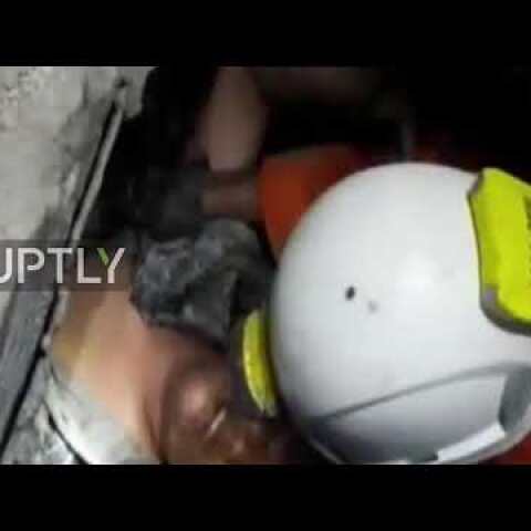 Indonesia: Man rescued after being trapped for four days