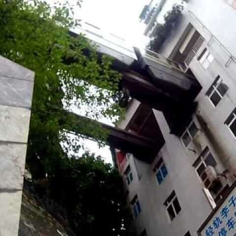 Chongqing, China, Train runs into building's 5th floor.