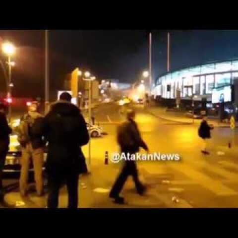 Video: Vodafone Arena'da patlama sonrası silah sesleri