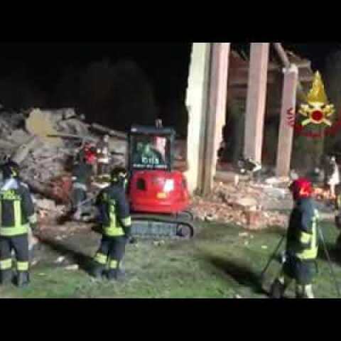 Tragedia in Piemonte, muoiono tre vigili del fuoco: uno è calabrese