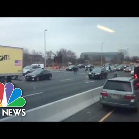Watch Drivers Grab Money Off N.J. Highway As Brink Truck Spills Cash On Route 3 | NBC News