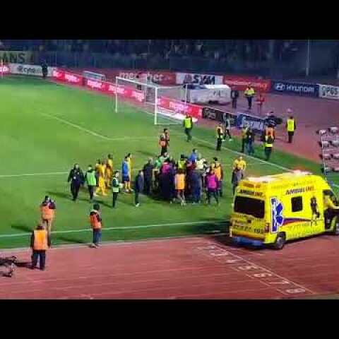 Κροτίδα σε ball boy της ΑΕΛ