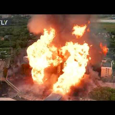 Drone footage of 50m-high flames near power plant in Moscow Region