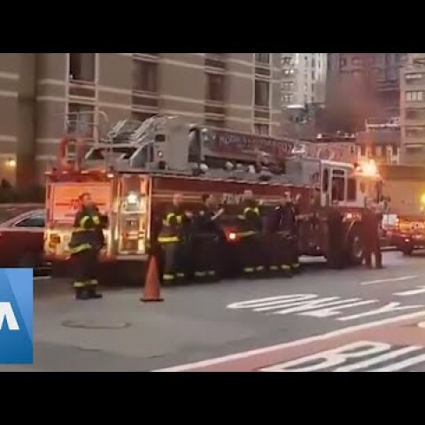 New York Fire Department Applauds New York Healthcare Workers
