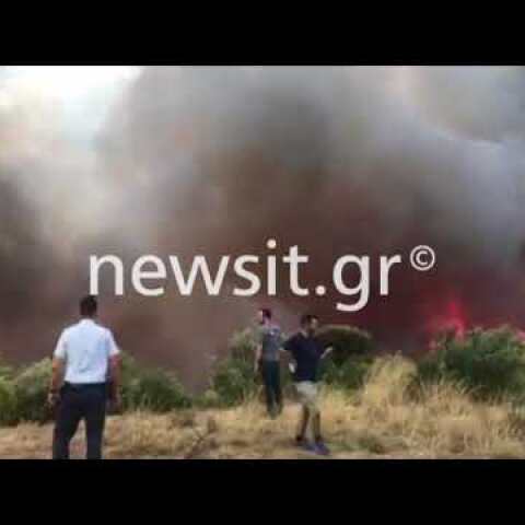 Μάχη με τις φλόγες στην Πεντέλη