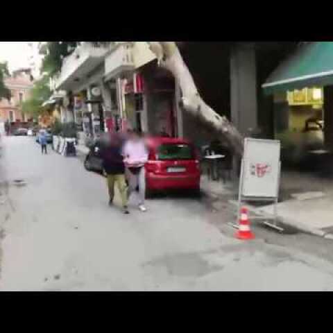 Ειδική δράση της Υποδιεύθυνσης Δίωξης Ναρκωτικών στην Πλατεία Εξαρχείων