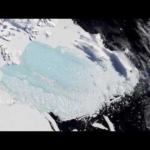 Vast iceberg splits from Antarctic ice shelf