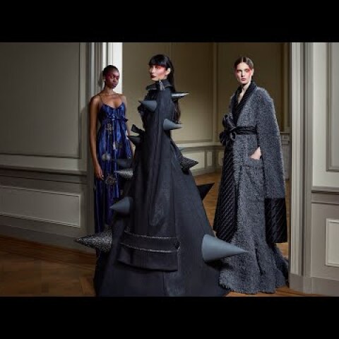 Viktor&Rolf Haute Couture Autumn/Winter 2020 'Change'