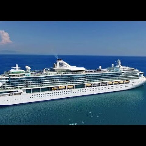 Η "Μύκονος" του Ιονίου Κρουαζιερόπλοια Λάτσης Κατάκολο Katakolon Cruise Ship Drone Greece