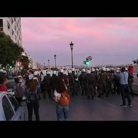 Grtimes.gr - Διαδήλωση υπέρ Κουφοντίνα στη συγκέντρωση Τσίπρα