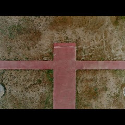 Πάρνηθα: Το γήπεδο- φάντασμα του ΣΕΓΑΣ στα 1000 μέτρα υψόμετρο όπου "προπονούνται" λύκοι και ελάφια