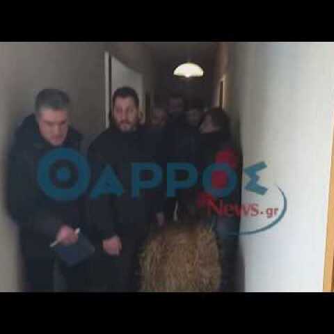 Έφοδος αγροτών στα γραφεία βουλευτών του ΣΥΡΙΖΑ Μεσσηνίας