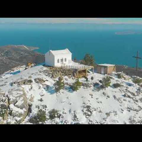 ΧΙΟΝΙΣΜΕΝΗ ΚΟΡΥΦΗ ΤΟΥ ΣΤΡΟΥΜΠΟΥΛΑ ΗΡΑΚΛΕΙΟΥ