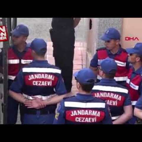 Iefimerida.gr Οι δύο Ελληνες στρατιωτικοί στο δικαστήριο -Τρίτο «όχι» σε αποφυλάκιση 22/05/2018