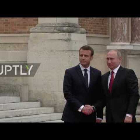 France: Putin received by Macron at the Palace of Versailles