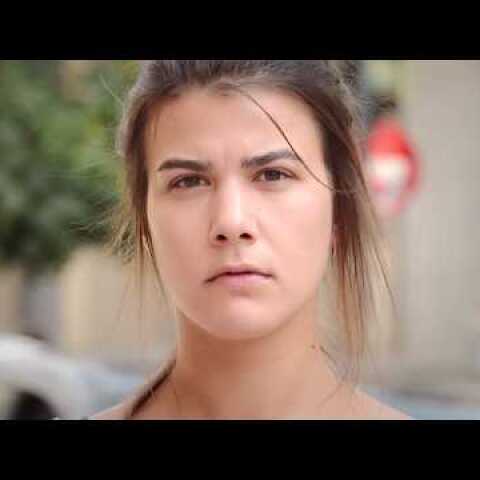 Εθνικό Θέατρο «Στέλλα κοιμήσου» του Γιάννη Οικονομίδη... Στόματα δίχως φωνή