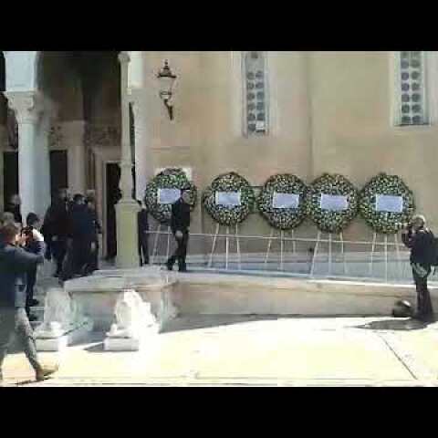 Σπανούλης στη Μητρόπολη για Θανάση Γιαννακόπουλο