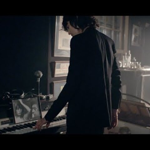 Charlotte Gainsbourg - Lying With You (Official Music Video)