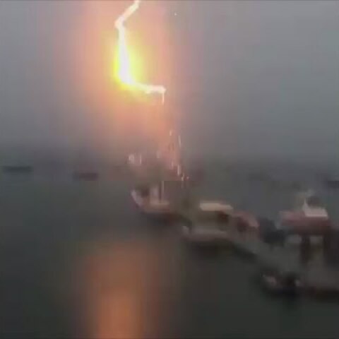 South Boston sailboat struck by lightning