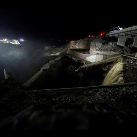 At least 18, mostly children, killed in Jordan flash flood