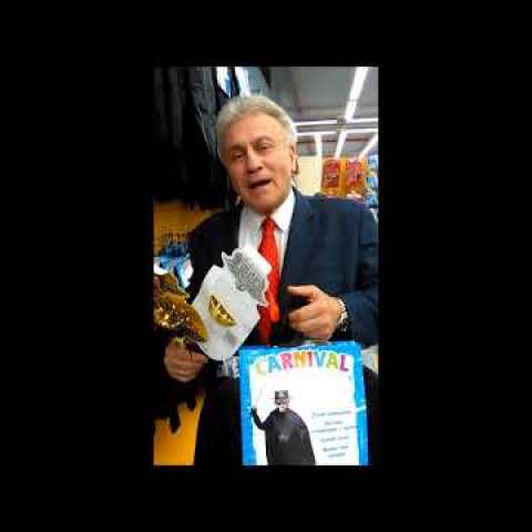 Ο Παναγιώτης Ψωμιάδης κάνει δώρα στα παιδιά του Αλέξη Τσίπρα - Voria.gr