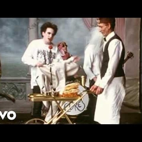 The Cure - Friday I'm In Love (Official Video)