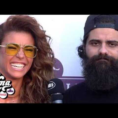 Τι λέει το τελευταίο SMS που έλαβες; | Θανάσης Πασσάς VS Επωνύμων στα Mad VMA 2017