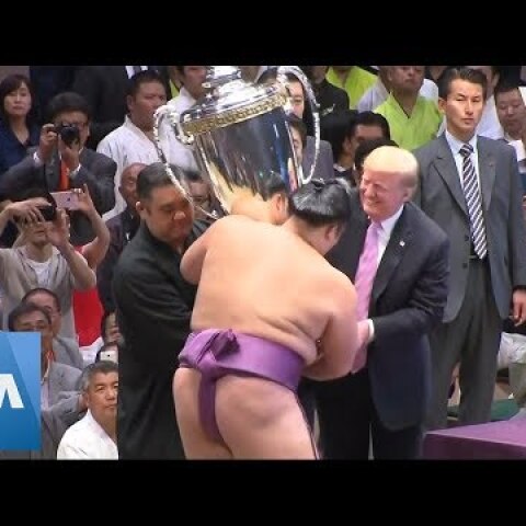 Trump, Abe Attend Sumo Event, Trump Presents Trophy to Sumo Winner in Japan