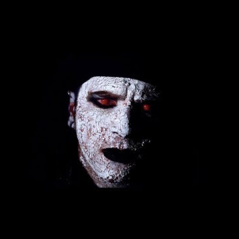 Schooldrivers - On My Knees (Official Video)