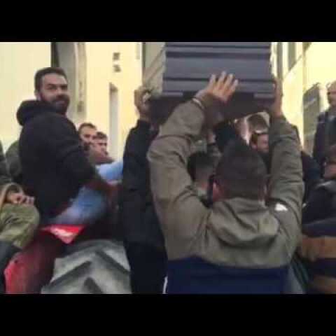 Φέρετρο στην Αποκεντρωμένη Διοίκηση!