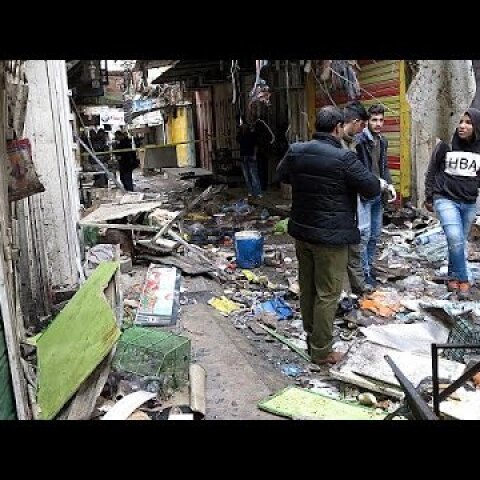 Deadly double bombing at Baghdad market