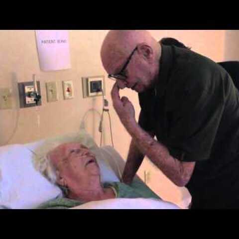 Man sings to 93 year old dying wife