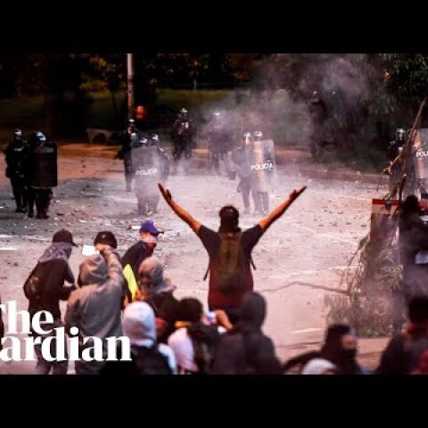 Colombia: violence erupts in Bogotá after anti-government protests