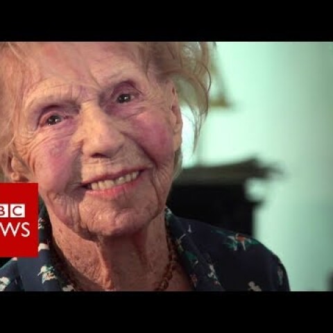 The 103-year-old pianist - BBC News