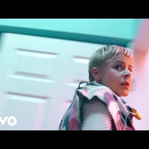 Robyn, La Bagatelle Magique - Love Is Free ft. Maluca