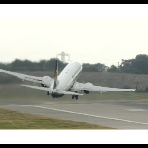 Storm Ali blows Ryanair plane into "Irish jig" takeoff