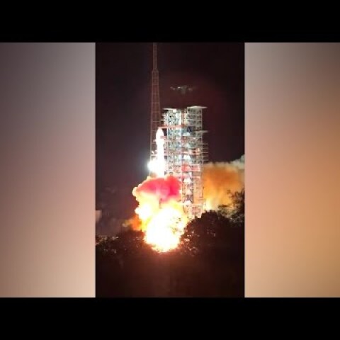 China launches Chang'e-4 lunar probe