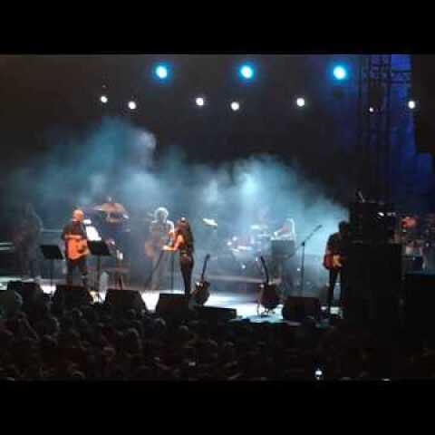 Πυξ Λαξ Παολα Θέατρο Βράχων