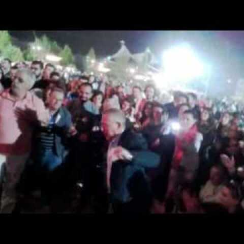 Ο Θανάσης Παφίλης χορεύει Ζεϊμπέκικο στο 42ο Φεστιβάλ της ΚΝΕ 24 9 16