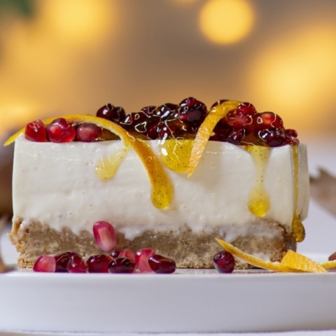 CHEESECAKE ΜΕ ΓΑΛΑ ΑΜΥΓΔΑΛΟΥ ΚΑΙ ΠΟΡΤΟΚΑΛΙ