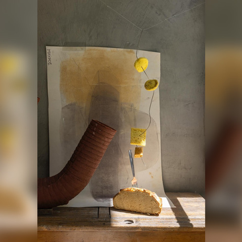 Threesome It Is! Μια έκθεση-γιορτή για τα 10 χρόνια λειτουργίας του Threesome Ceramics