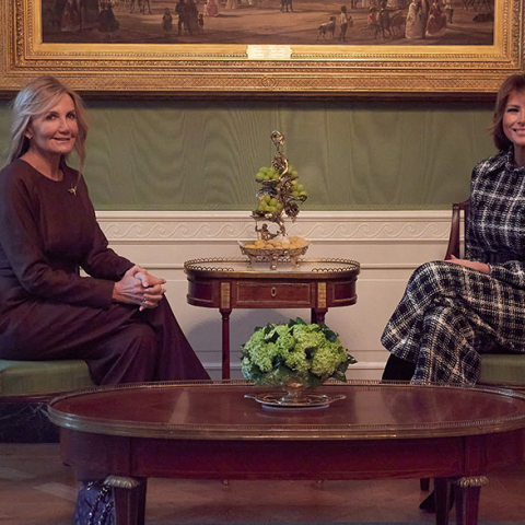 Μάρεβα Μητσοτάκη-Γκαμρόφσκι και Μελάνια Τραμπ 