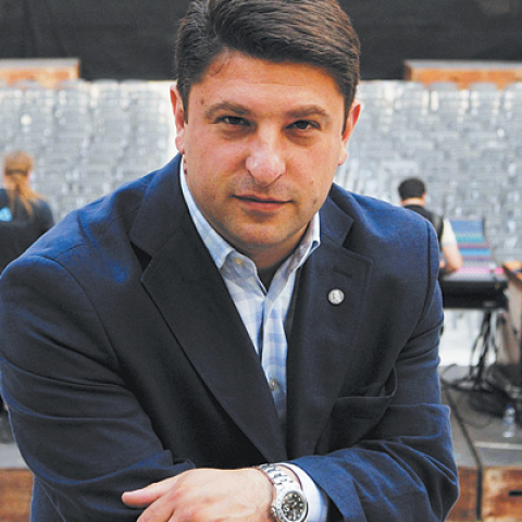 Nίκος Xαρδαλιάς