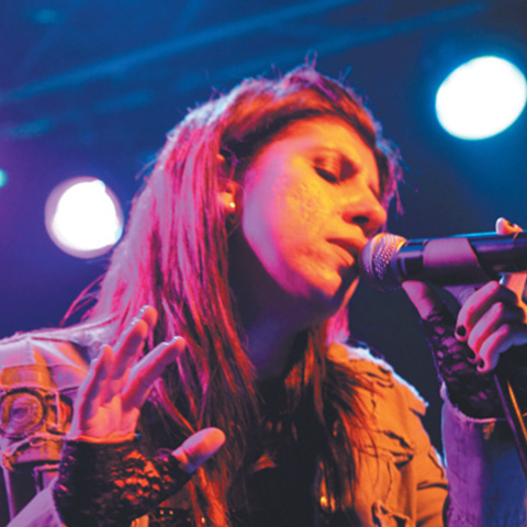 Άννα Μανωλαράκη