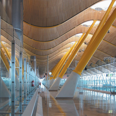 Αεροδρόμιο Μαδρίτης, Terminal 4