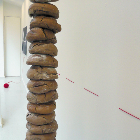 «Χονδρός - Κατσιάνη, Αναδρομή 1980-2004». Επί της Καρόλου Ντηλ.