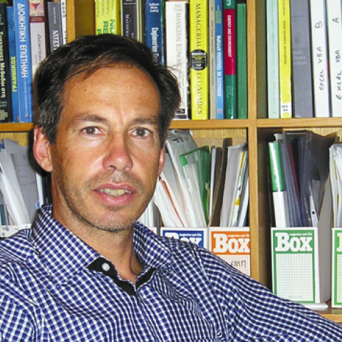 Γιώργος Μαυρωτάς