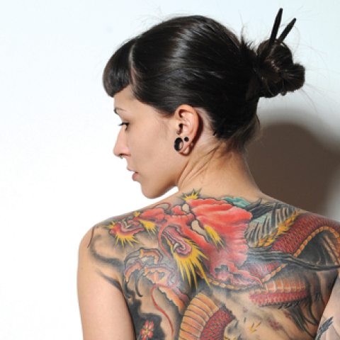 Ράνια, full back body tattoo από τον Νίκο Κατσούλη (NicomTattoo Crew, Θεσσαλονίκη). Φωτό: Ινώ Μέη, heartbeatink.gr